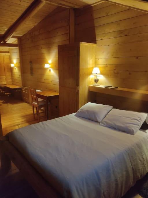 Les Cabanes De Pellier Charcier Esterno foto